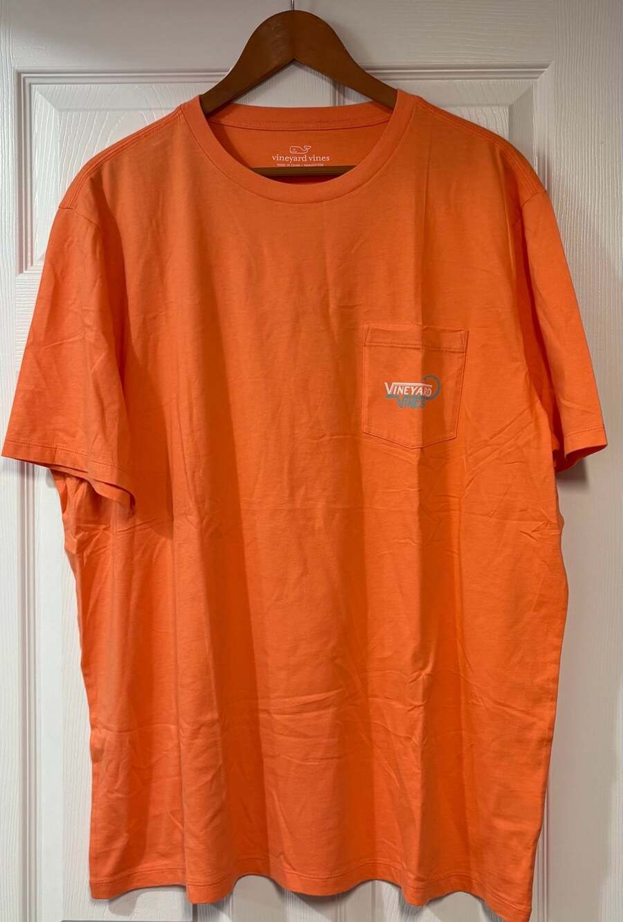 Vineyard Vines Pocket T-Shirt Size XL Orange Cotton Fishing Hook Graphic